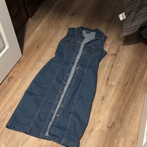 bebe Denim Midi Dress